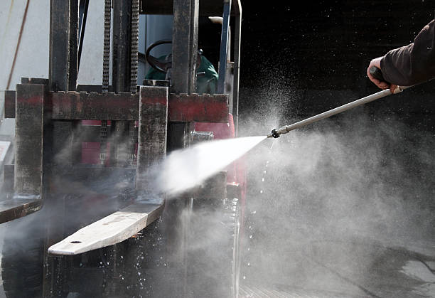 Best Commercial Pressure Washing  in Mono Vista, CA